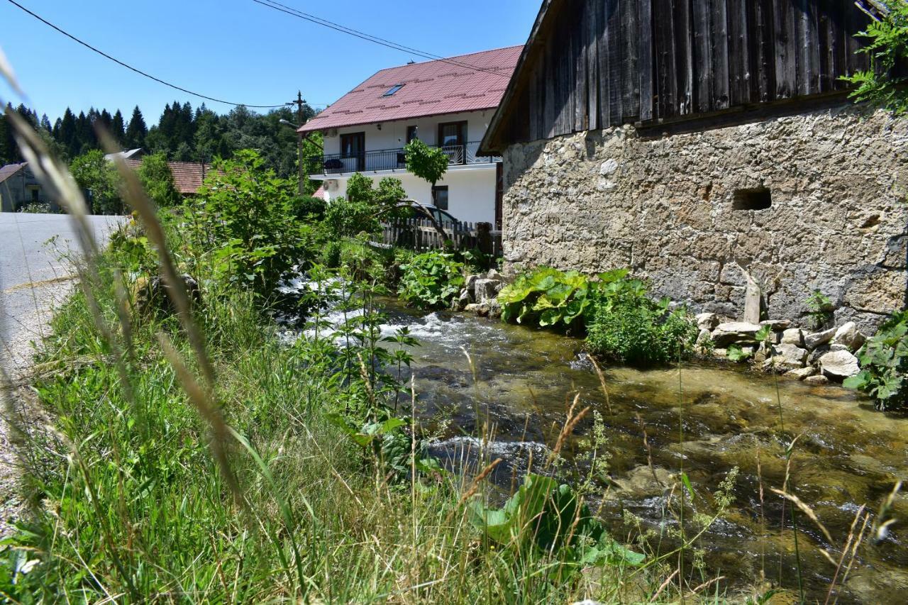 Plitvice Panta Rei Casa de hóspedes Plitvička Jezera Exterior foto